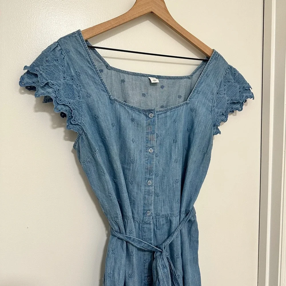 OLD NAVY | Blue Denim Chambray Embroidered Cutwork Eyelet Peasant Mini Dress, L - Picture 5 of 10